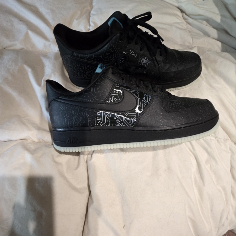 Space jam air force, one with glowing, the dark bottoms